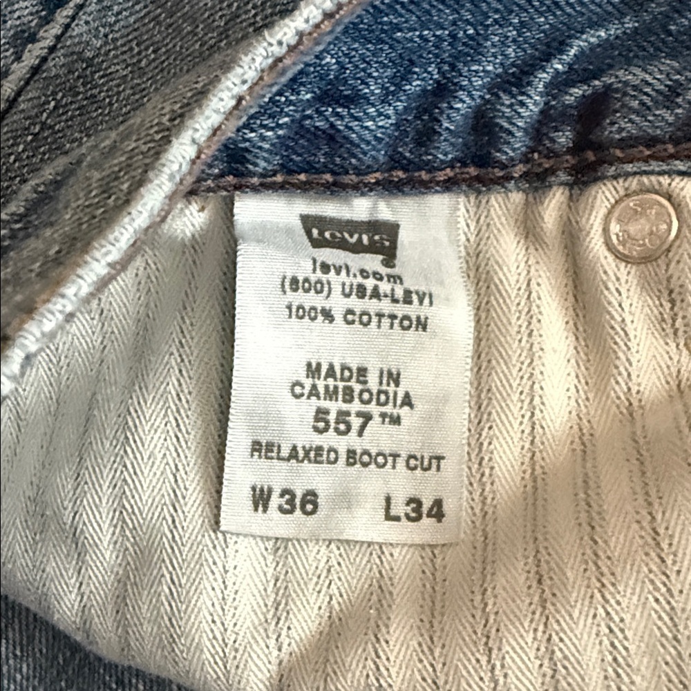 Levi's Men's Bootcut Jeans — Medium Blue Denim - Picture 5 of 5